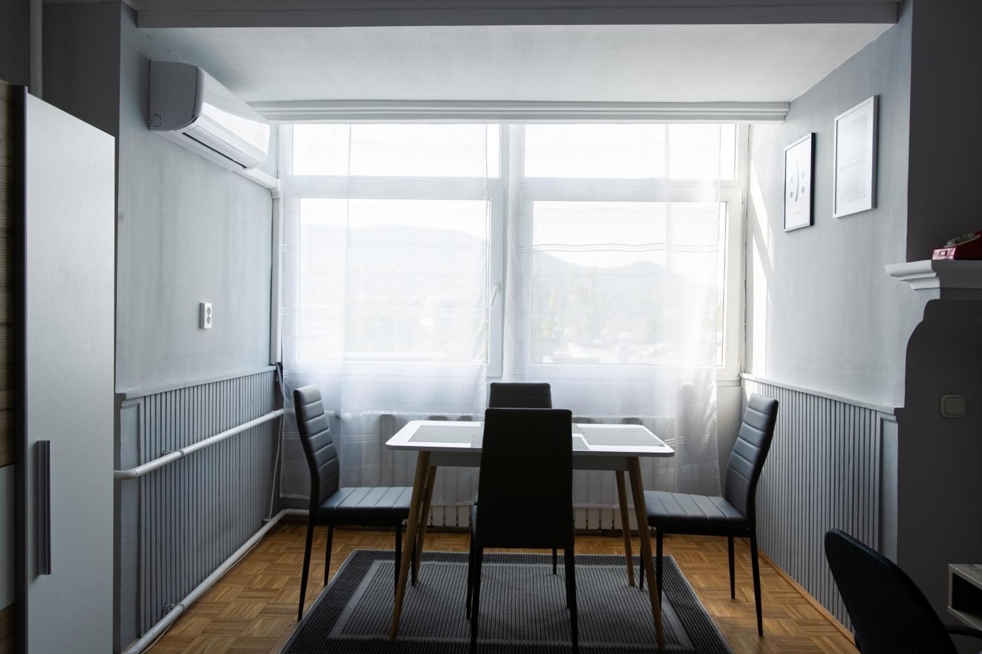 Apartment Buda Chill Cozy-stunning Panorama From Windows